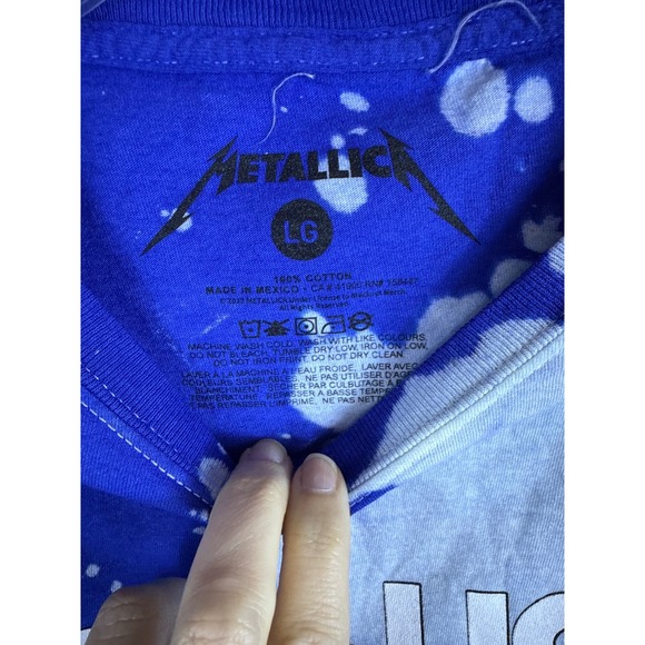 Metallica Graphic T-Shirt‎ Blue Bleach Dye Skull Rock In Vertigo Band Tee Large - Picture 2 of 4